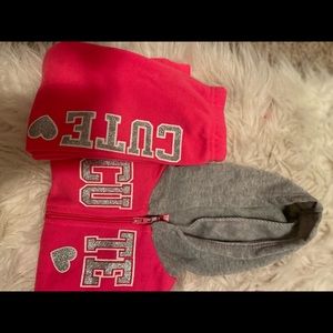 Cuttie   jogging  set size   24 months.